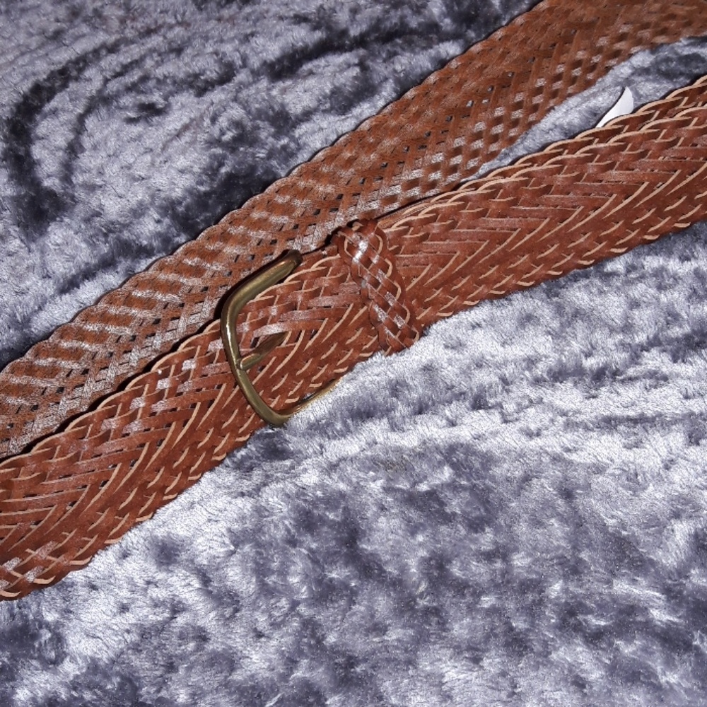 GAP 100% BONDED LEATHER BRAIDED BELT
